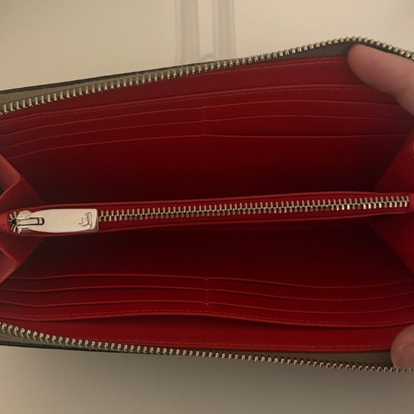 Christian Louboutin Panettone Calfskin Wallet Full Inclusion & COA - Picture 7 of 11